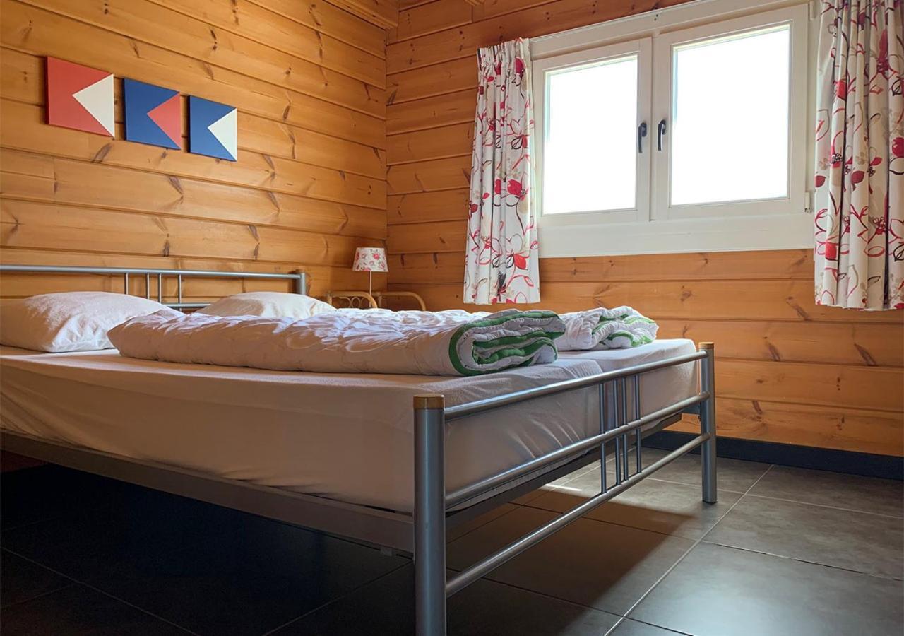 Chaletparc Krabbenkreek Zeeland - Chalet 214 Sint Annaland Zewnętrze zdjęcie