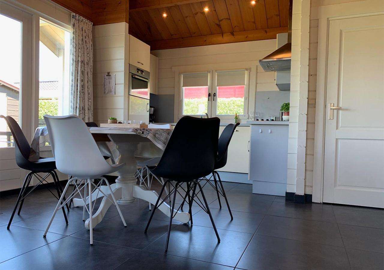 Chaletparc Krabbenkreek Zeeland - Chalet 214 Sint Annaland Zewnętrze zdjęcie