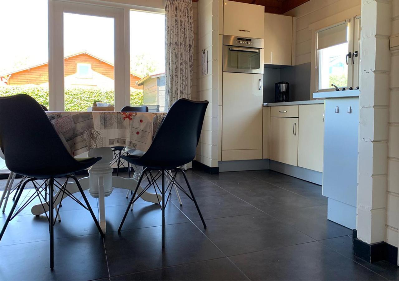 Chaletparc Krabbenkreek Zeeland - Chalet 214 Sint Annaland Zewnętrze zdjęcie